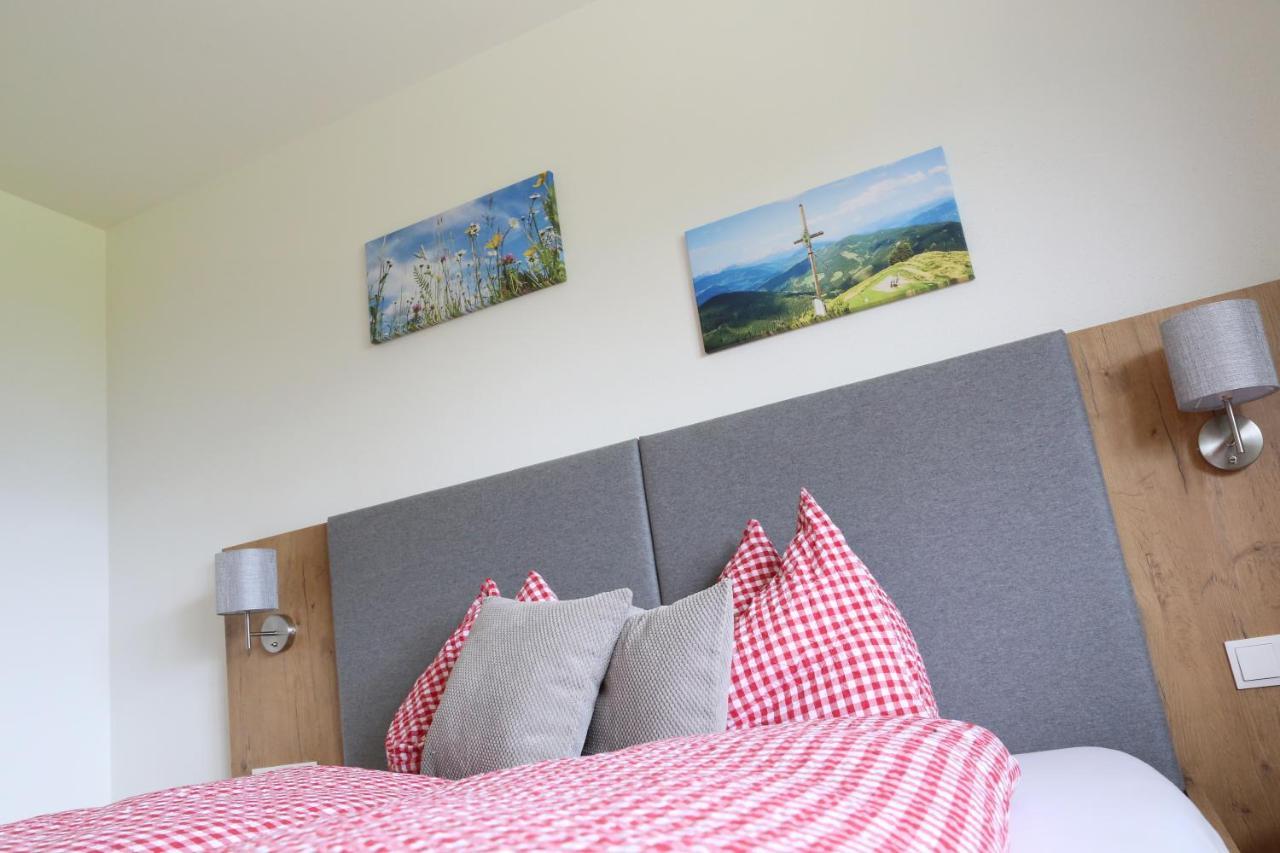 Lindbichlhof Urlaub Am Bio Bauernhof Apartment Sankt Johann im Pongau Bagian luar foto