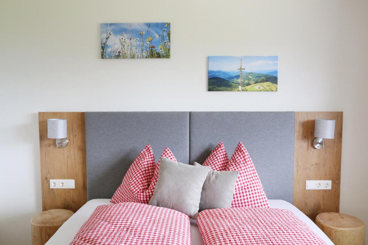 Lindbichlhof Urlaub Am Bio Bauernhof Apartment Sankt Johann im Pongau Bagian luar foto